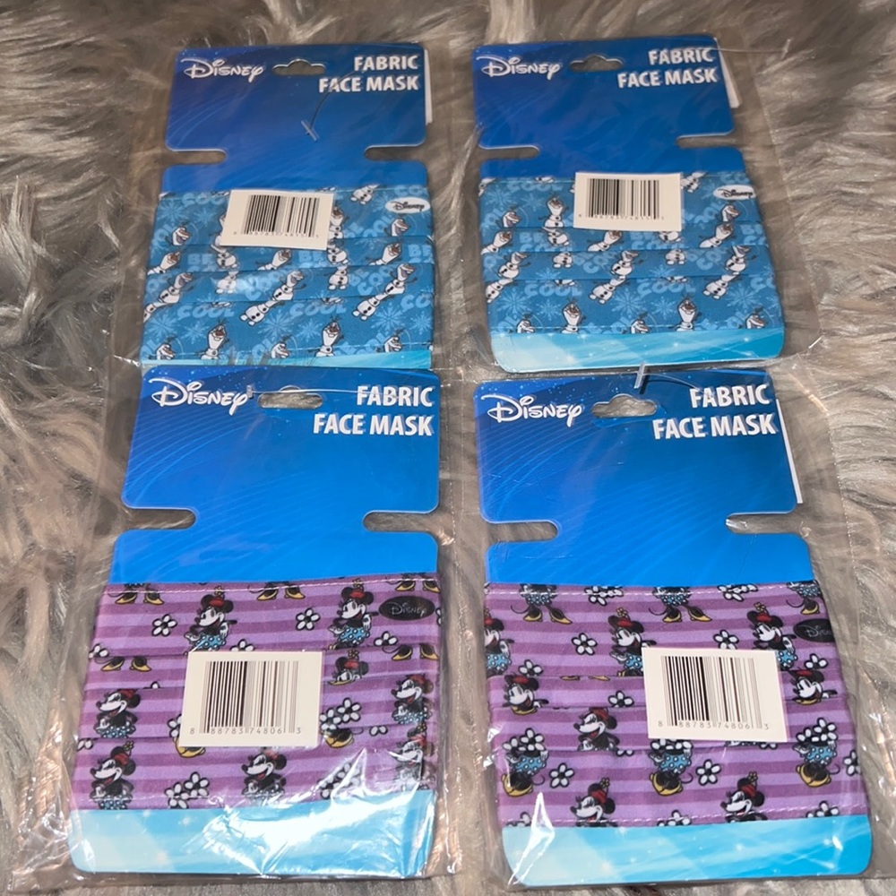 Set of 4 Disney fabric face masks, Minnie and Olaf print